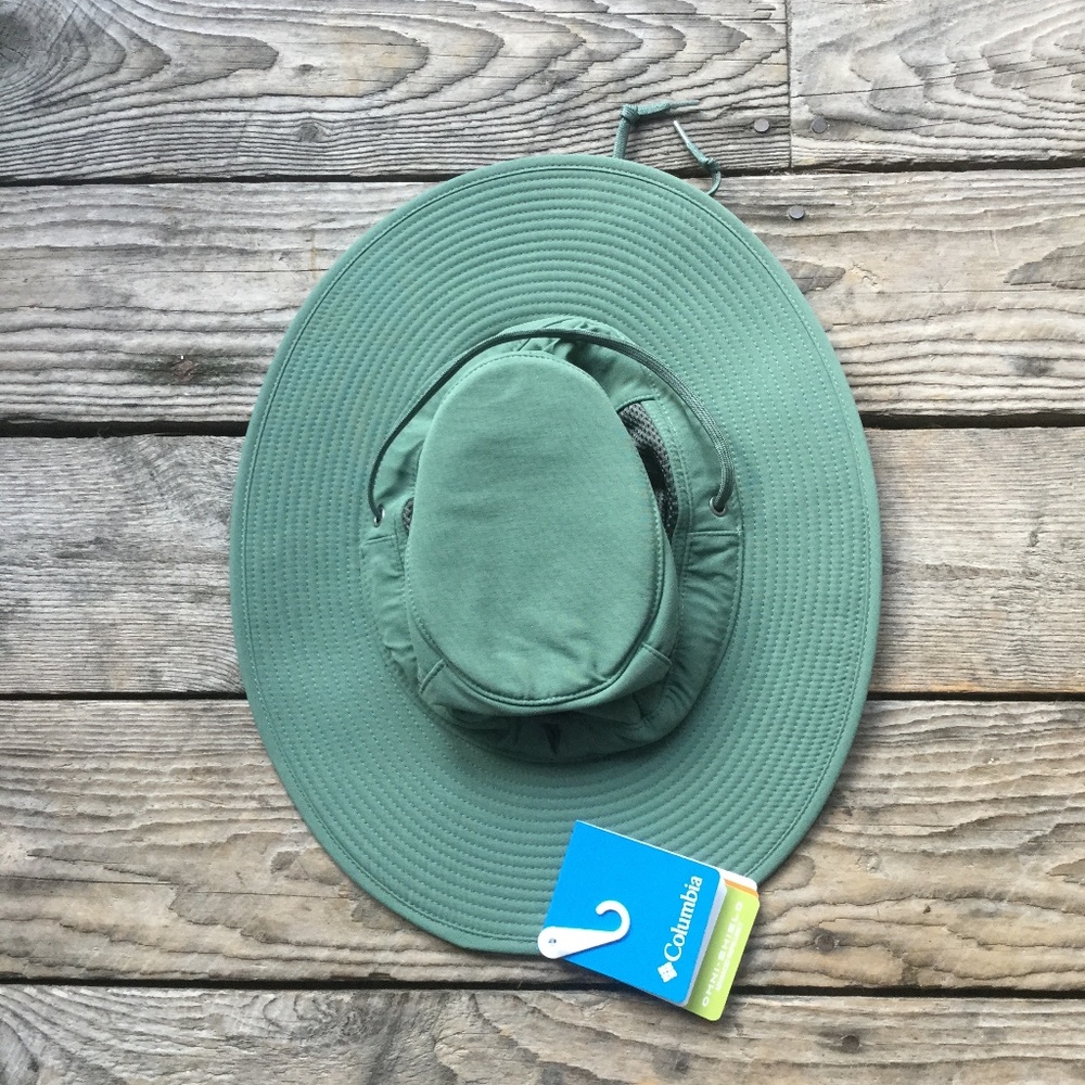 NWT Unisex Columbia Carl Peak Booney Hat